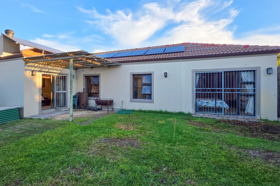 3 Bedroom Property for Sale in Zonnendal Western Cape